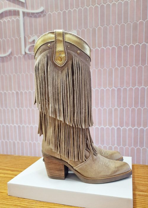 Botas Piel flecos Taupe y oro