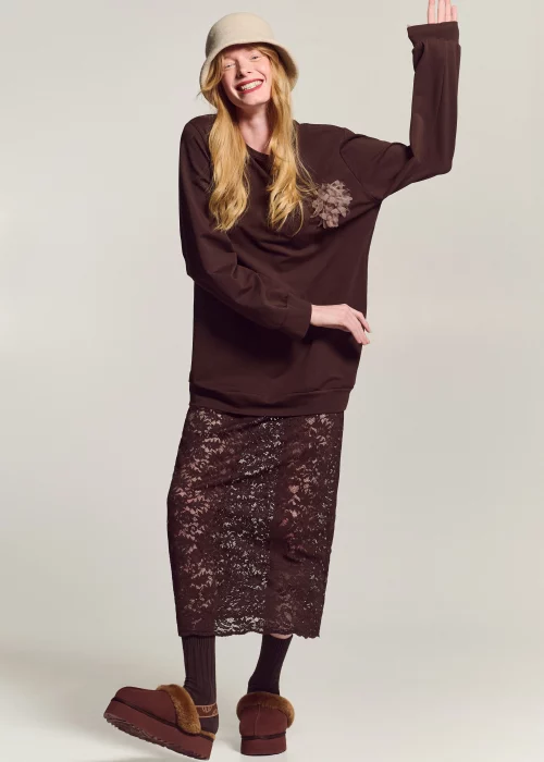 Vestido maxi sudadera con falda encaje Marrón chocolate