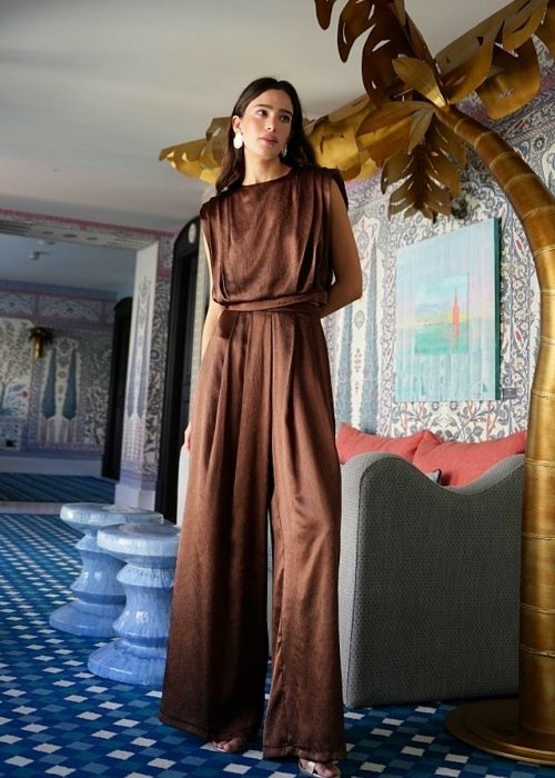 Conjunto Ona raso marrón pantalón y top