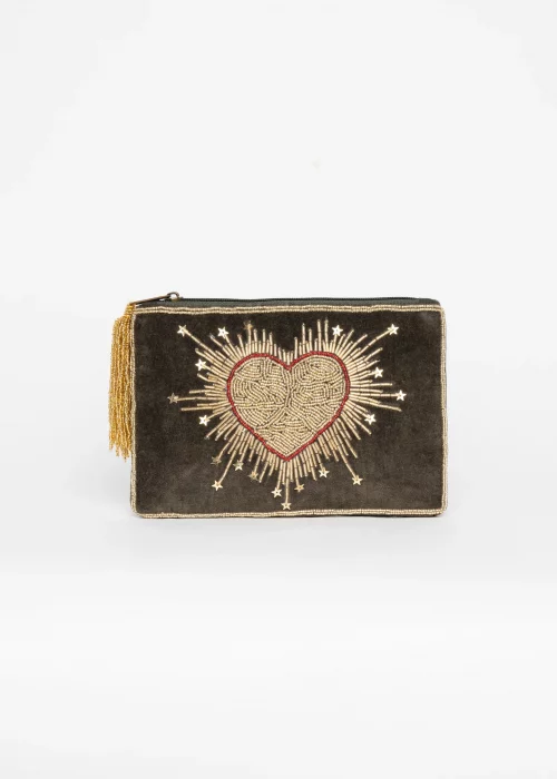 Clutch Stelar velvet verde corazón