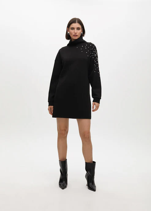 Vestido corto negro detalle joyas manga Lola Casademunt