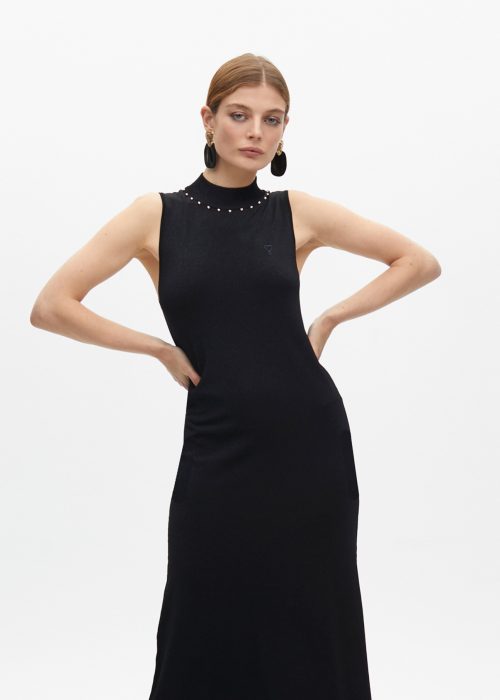 Vestido largo negro cuello halter lurex punto Lola Casademunt