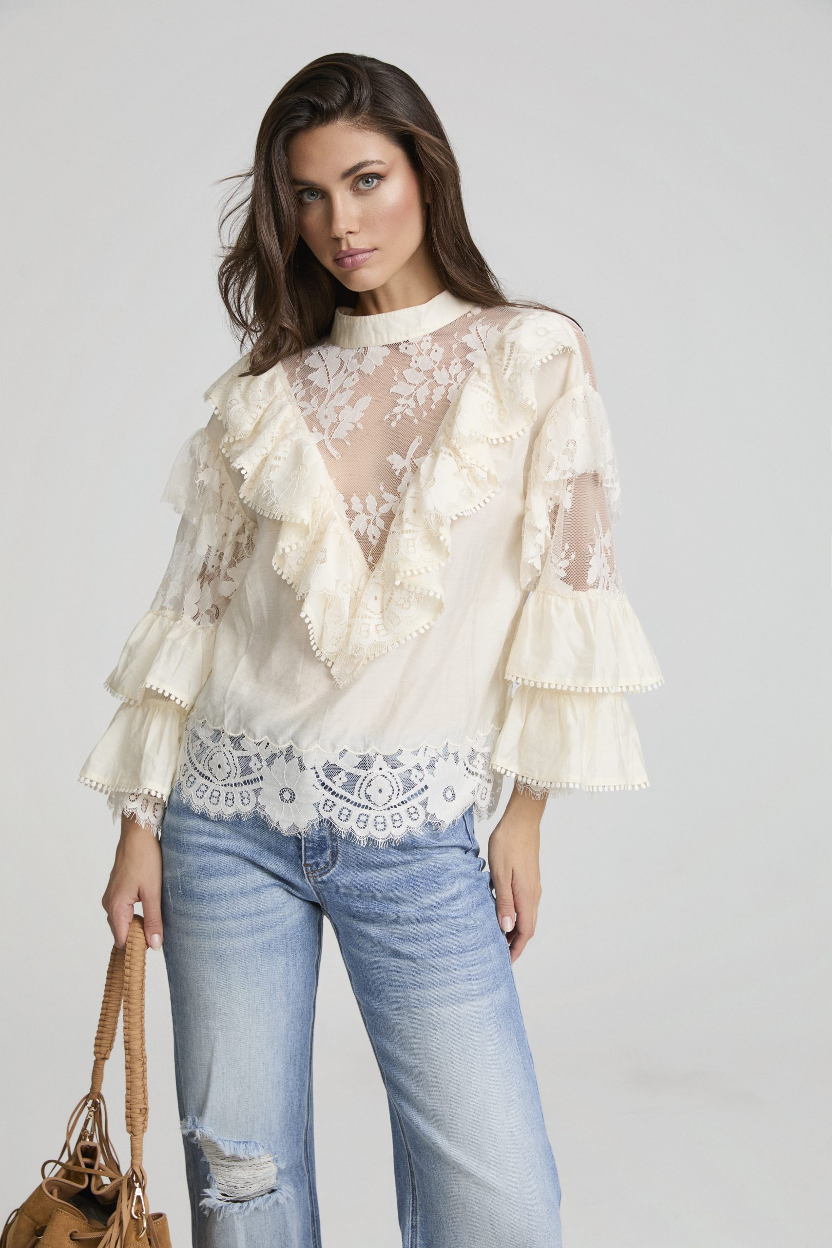 Blusa Flor de Encaje Fetiche Suances