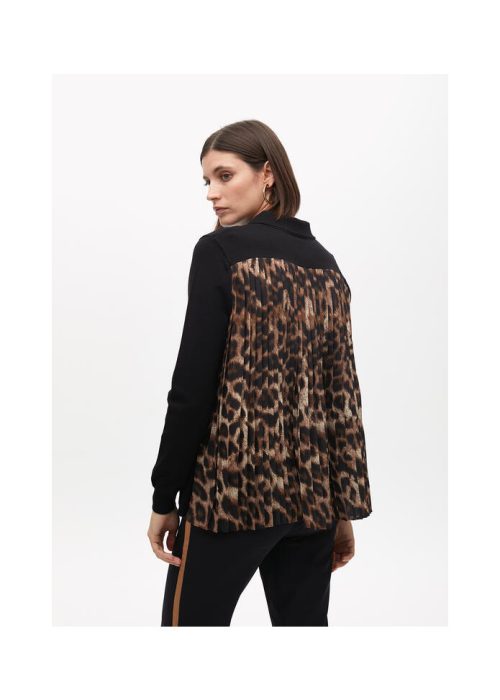 jersey-con-detalle-plisado-animal-print-lola-casademunt (1)