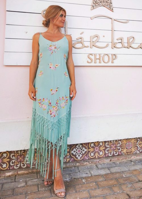 vestido midi flecos turquesa bordado flores de colores valeria derbais frontal